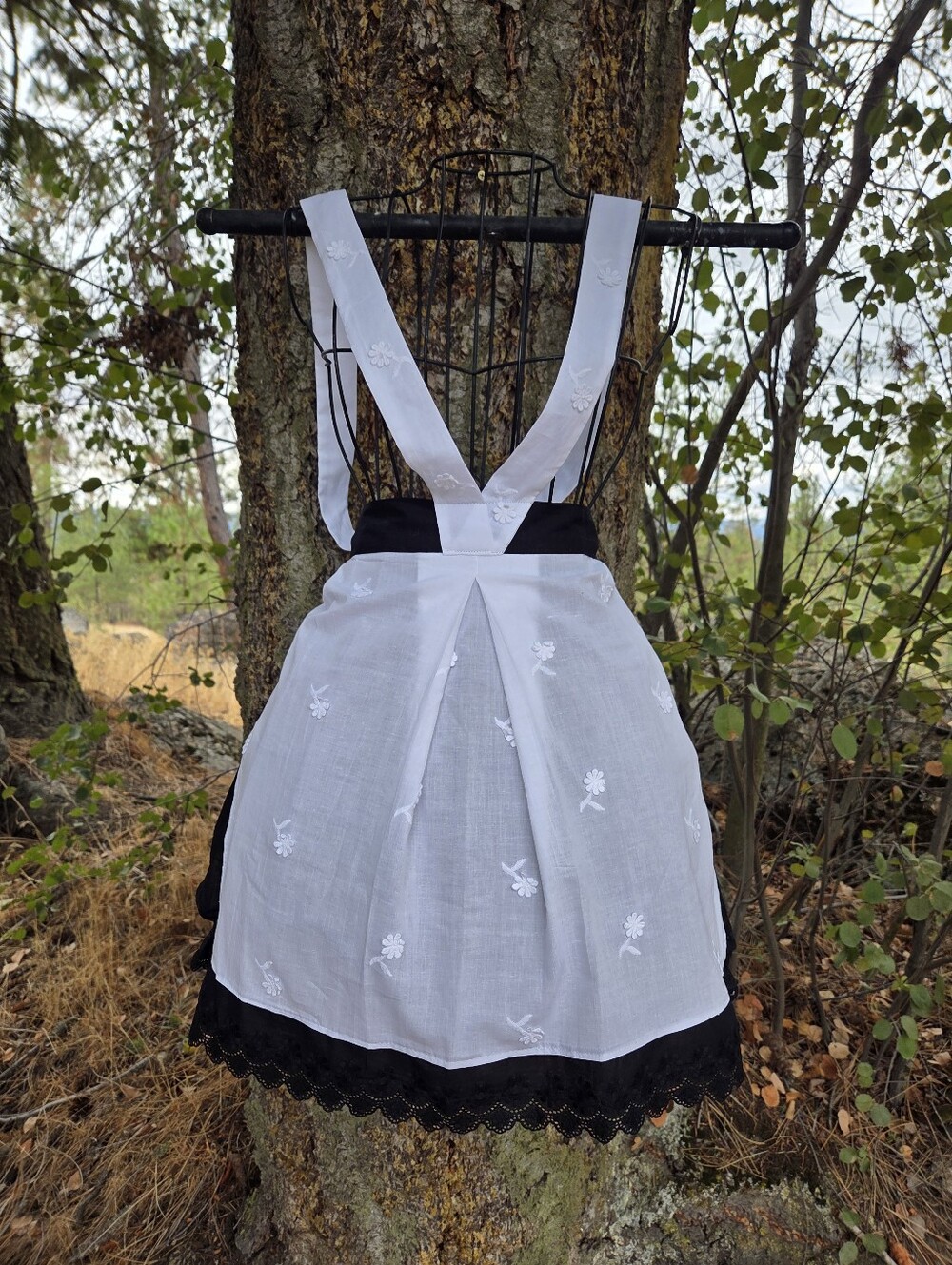 White Embroidered Apron With Black Eyelet Ruffles Costume